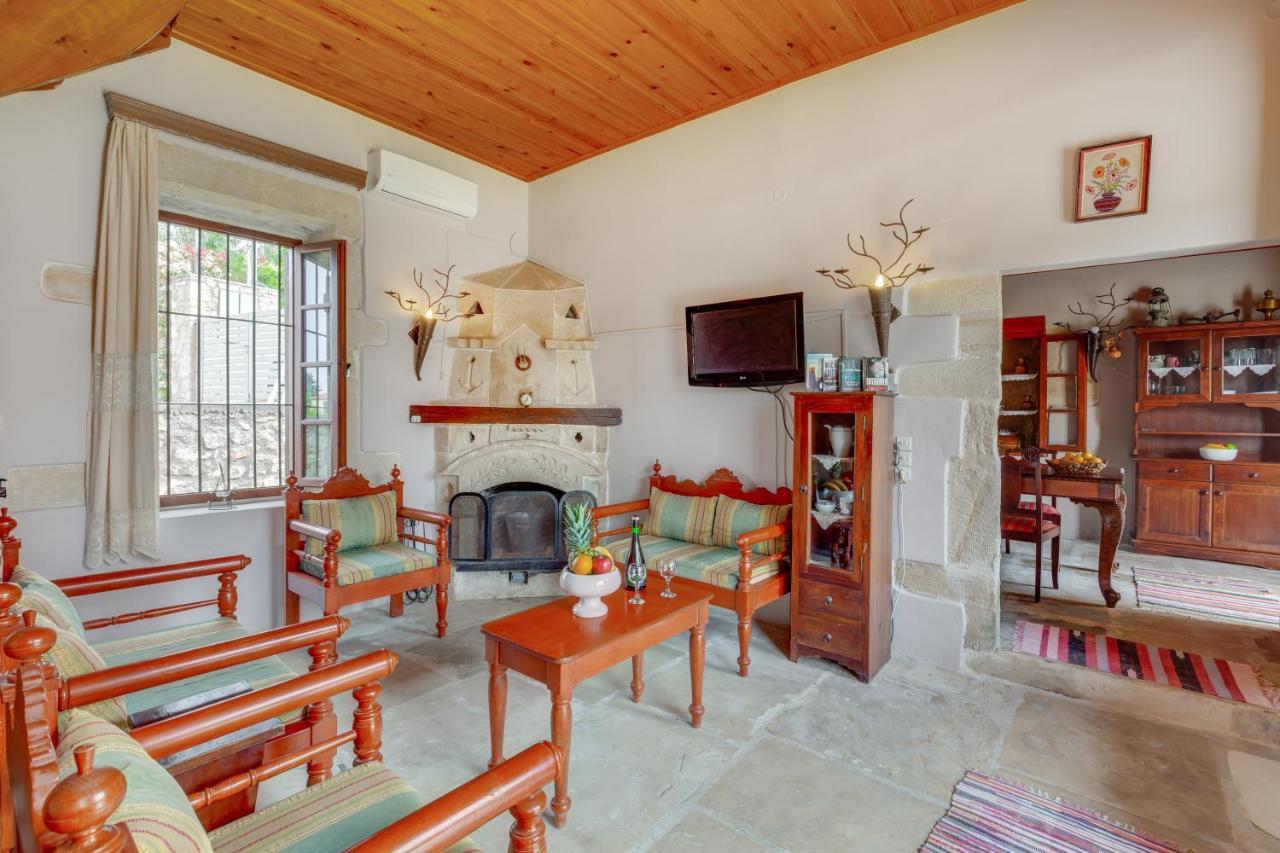 Traditional Home Vereniki With Heated Pool - By Apokoronas Villas Gavalochori Luaran gambar